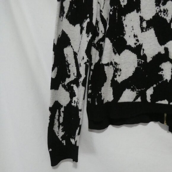 H&M | medium | Black and White Full Zip-Up Back Lightweight Sweater - Picture 5 of 14